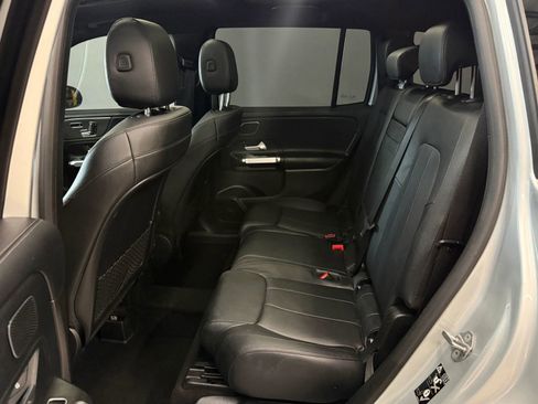 Used 2020 Mercedes-Benz GLB 250 4MATIC image 18