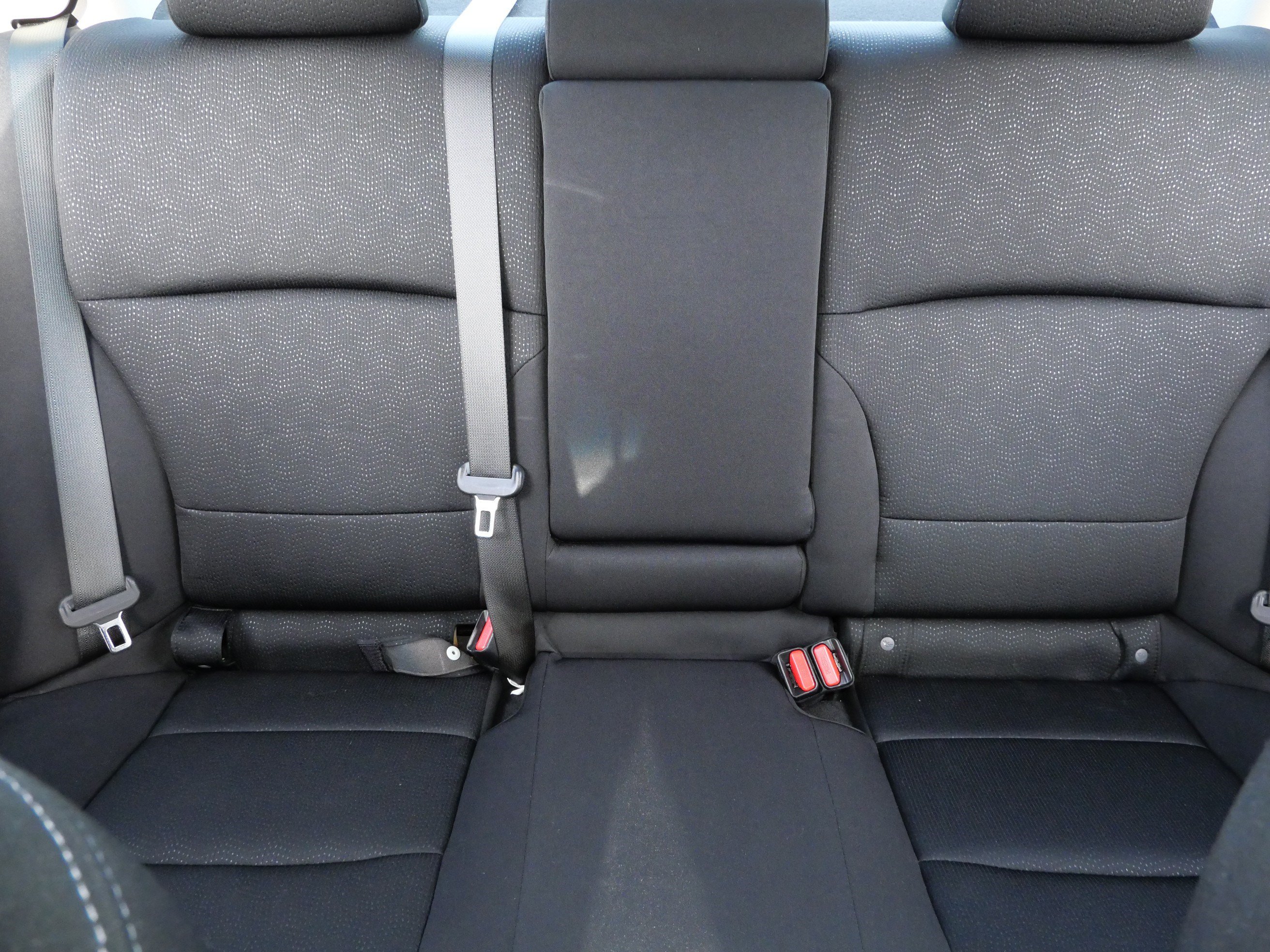 Used 2015 Subaru Legacy 2.5i Premium AWD/4WD image 13