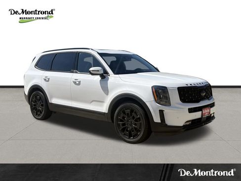 Used 2021 Kia Telluride SX w/ SX Prestige Package AWD/4WD image 3