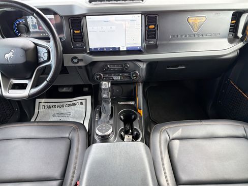 Used 2021 Ford Bronco Badlands image 17