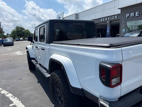Used 2021 Jeep Gladiator Sport AWD/4WD image 7