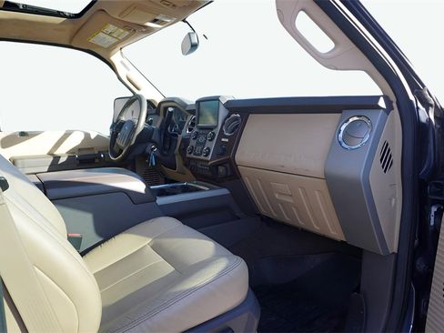 Used 2013 Ford F350 Lariat w/ Chrome Pkg image 12