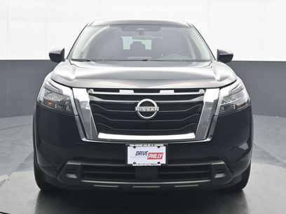 Used 2025 Nissan Pathfinder S