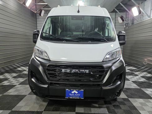 Used 2024 RAM ProMaster 2500 image 3