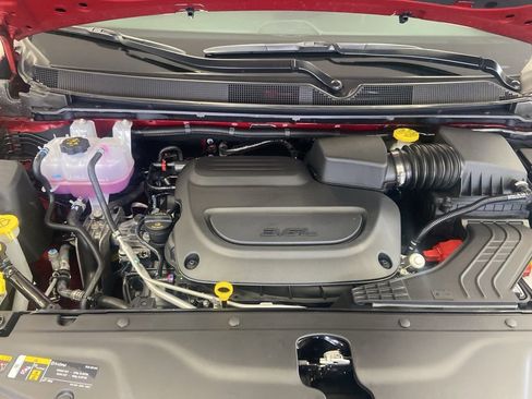 New 2026 Chrysler Pacifica Select w/ S Appearance Package FWD image 28