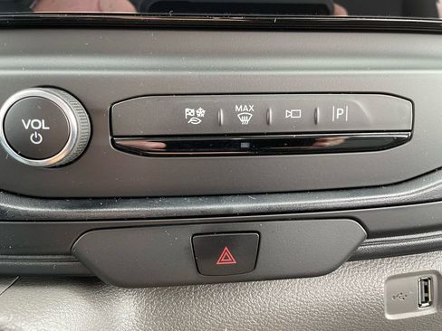 New 2026 Ford Transit 250 148 Medium Roof Extended AWD w/ Load Area Protection Package image 10