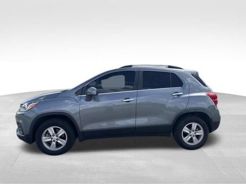 Used 2019 Chevrolet Trax LT w/ LT Convenience Package AWD/4WD image 6
