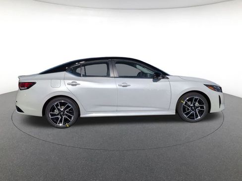 New 2025 Nissan Sentra SR w/ SR Premium Package image 4