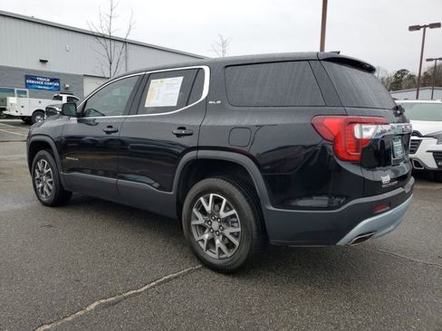 Used 2022 GMC Acadia SLE image 4