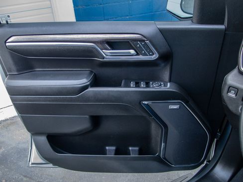 Used 2024 Chevrolet Silverado 1500 LTZ image 11