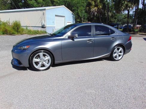 Used 2014 Lexus IS 350 w/ Navigation Package RWD image 5
