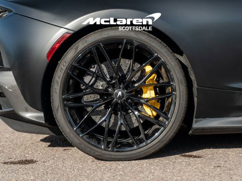 Used 2023 McLaren GT RWD image 21