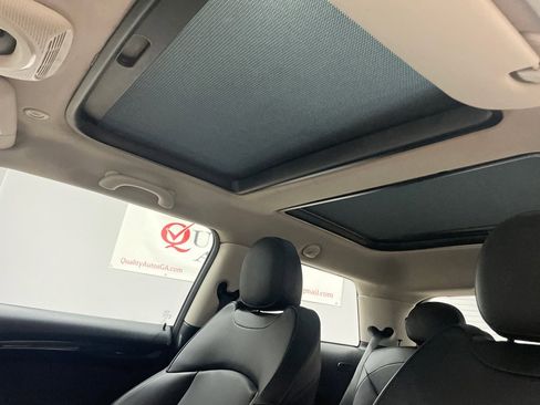 Used 2017 MINI Cooper S w/ Premium Package image 25