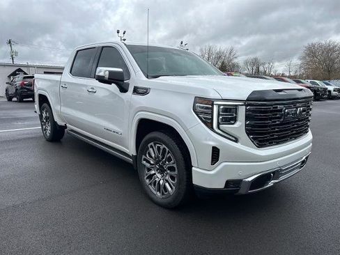 Used 2025 GMC Sierra 1500 Denali Ultimate AWD/4WD image 7