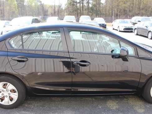 Used 2013 Honda Civic LX image 12