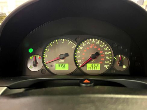 Used 1999 Mercury Cougar V6 image 13