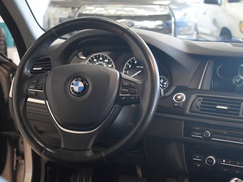Used 2014 BMW 528i Sedan RWD image 40