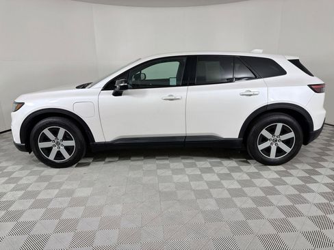 Used 2024 Honda Prologue EX image 2
