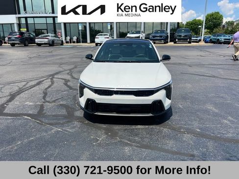 Certified 2025 Kia K4 GT-Line Turbo FWD image 3