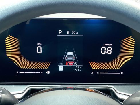 Certified 2025 Kia Sorento LX image 22