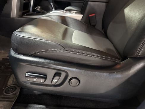 Used 2016 Toyota 4Runner SR5 image 17