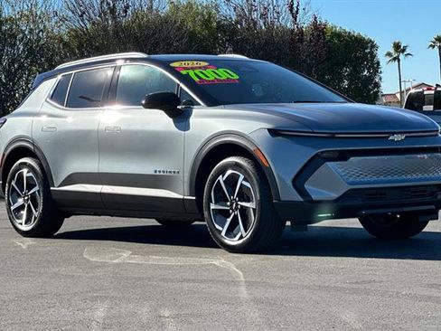 New 2026 Chevrolet Equinox EV LT image 2