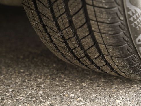 Used 2017 Ford Fusion SE w/ Fusion SE Technology Package image 29