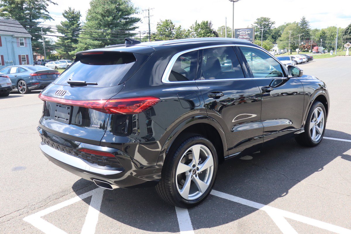 Used 2025 Audi Q5 Premium Plus AWD/4WD image 6