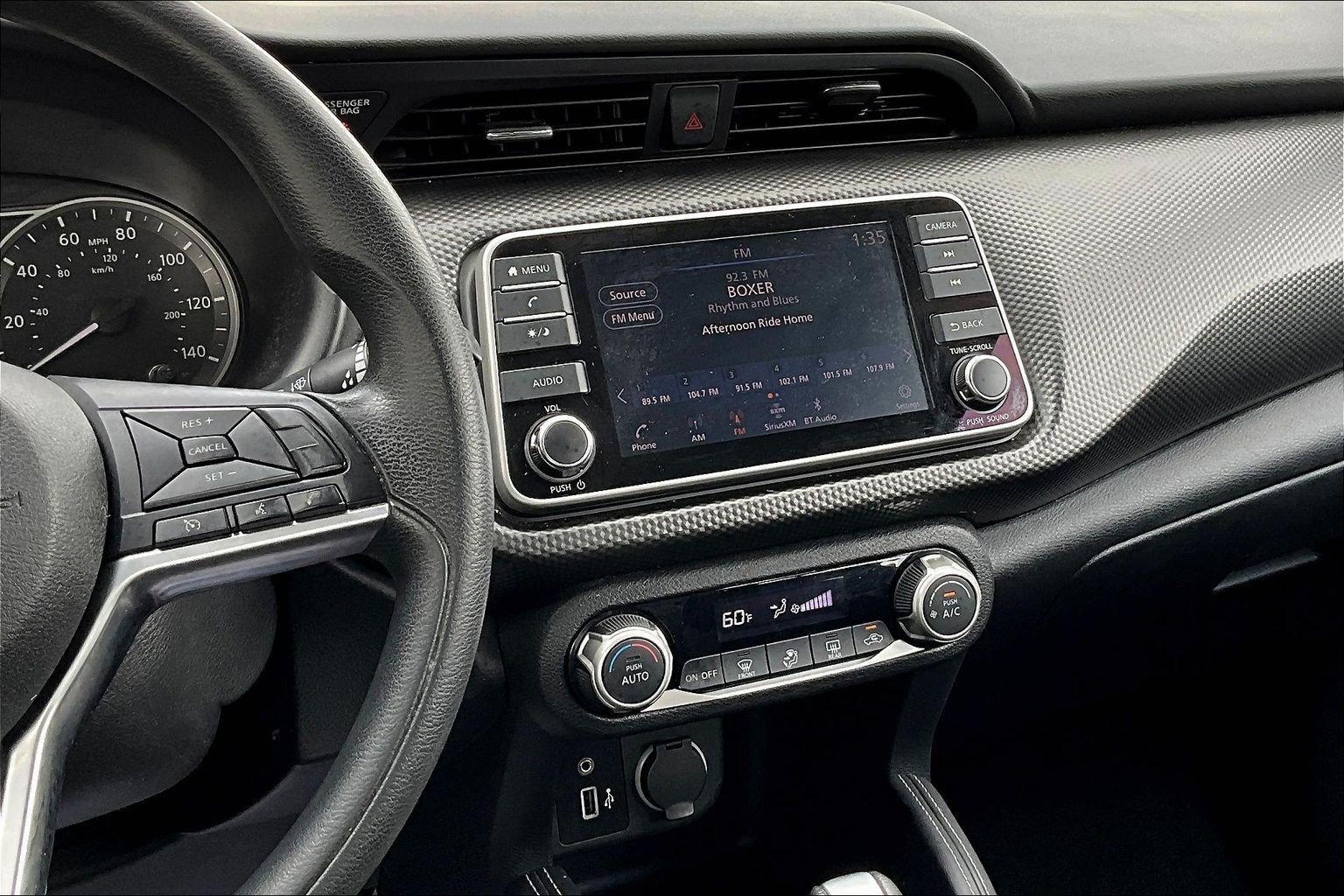 Used 2018 Nissan Kicks SV FWD image 8