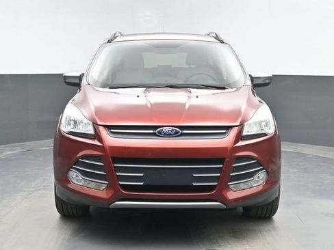 Used 2016 Ford Escape SE w/ SE Chrome Package FWD image 3