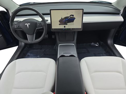 Used 2022 Tesla Model 3 Long Range AWD/4WD image 9