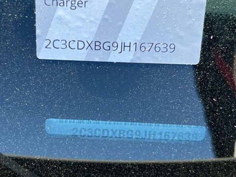 Used 2018 Dodge Charger SXT image 23