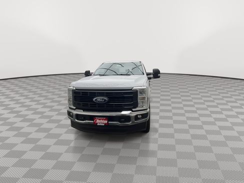 New 2026 Ford F250 XL w/ XL Chrome Package image 33