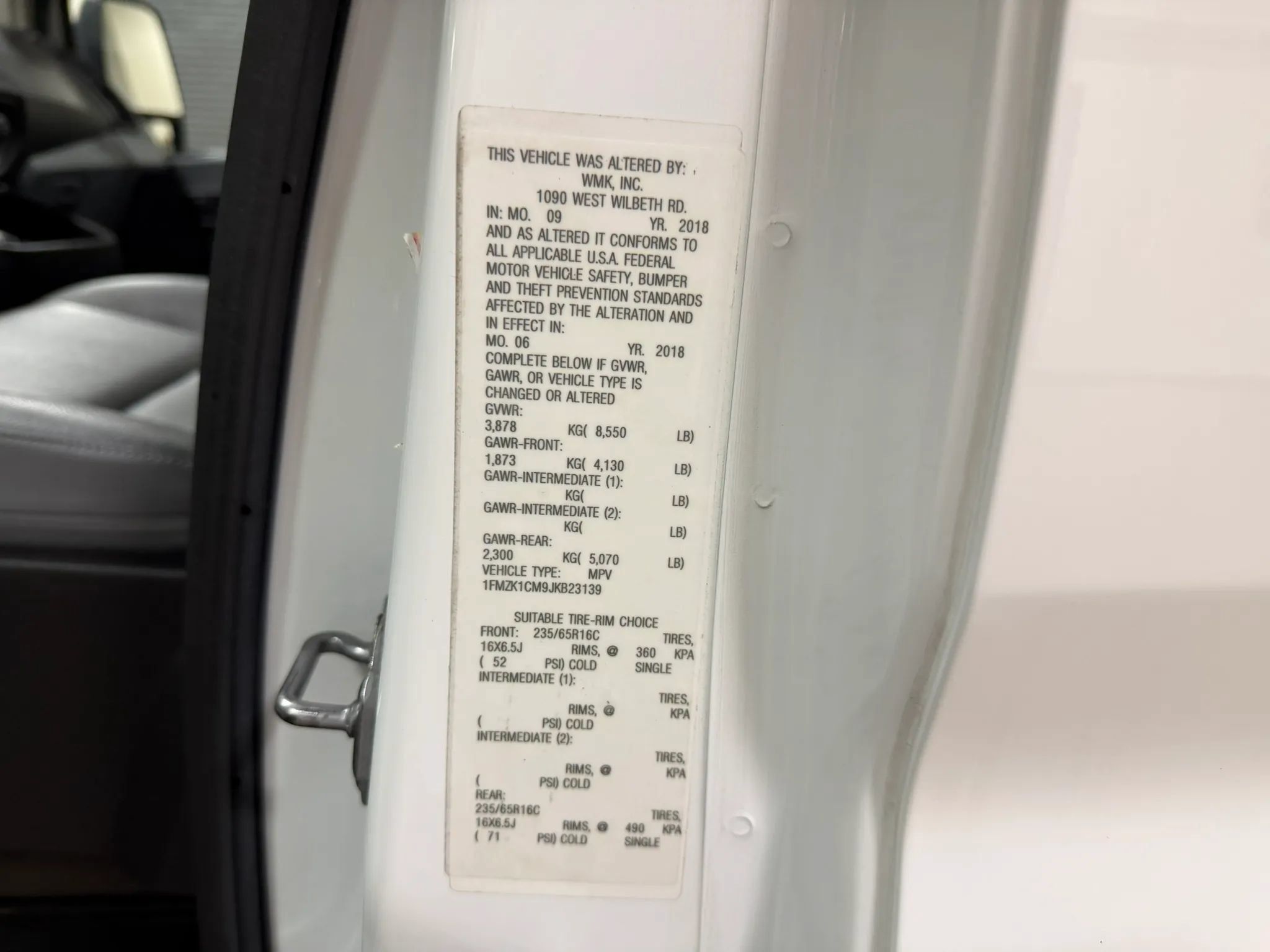 Used 2018 Ford Transit 150 XL RWD image 63