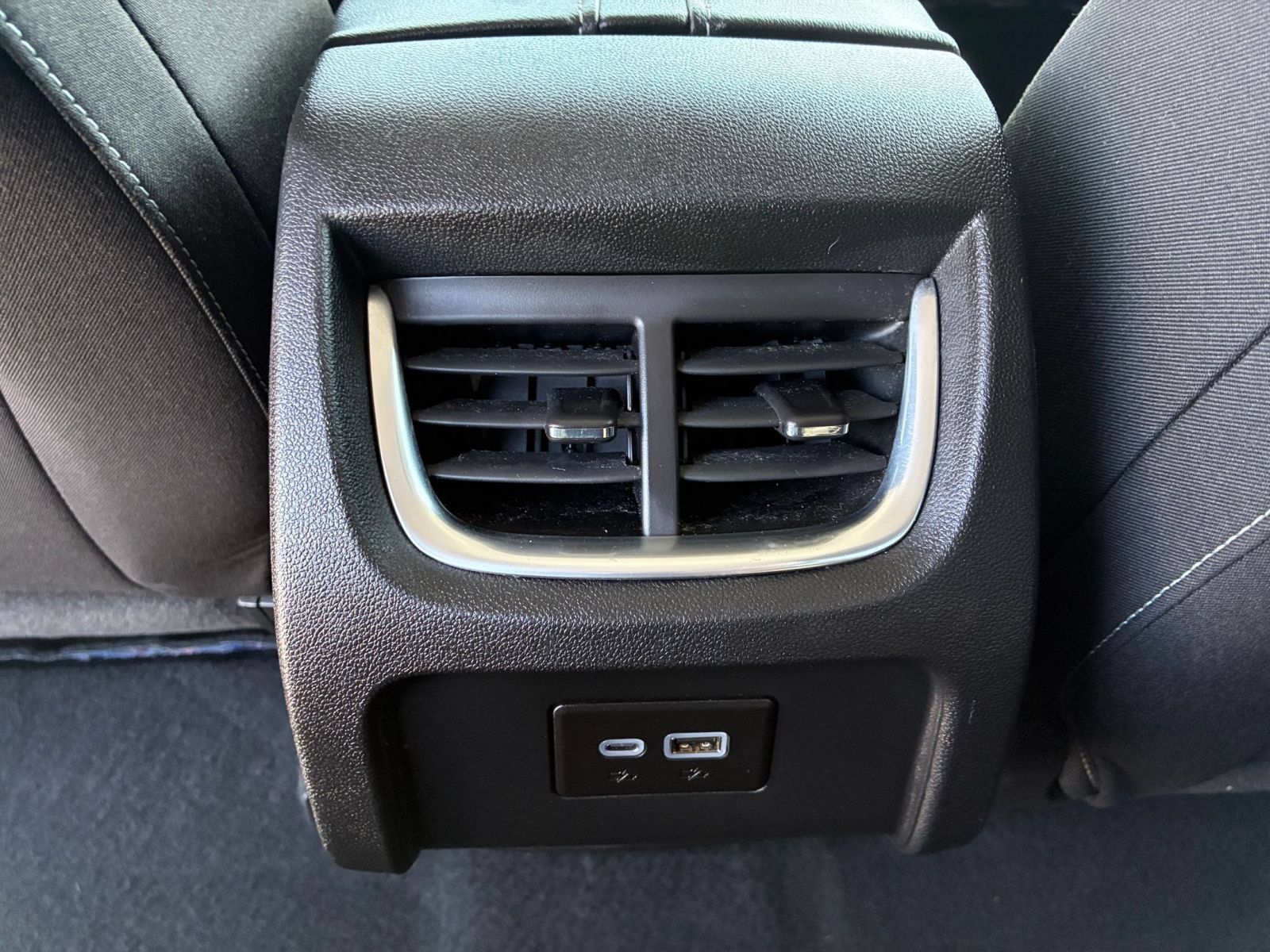Used 2026 Chevrolet Blazer LT FWD image 21