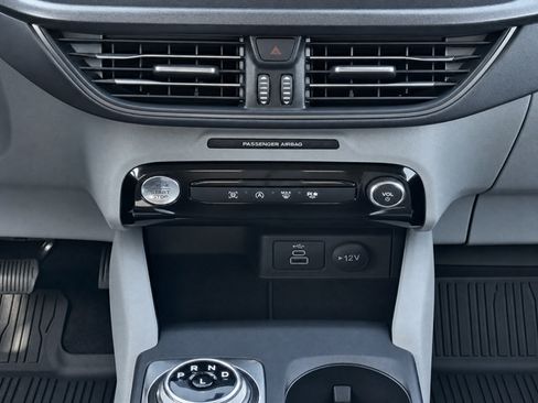 Used 2026 Ford Escape Active w/ Tech Pack #1 AWD/4WD image 18