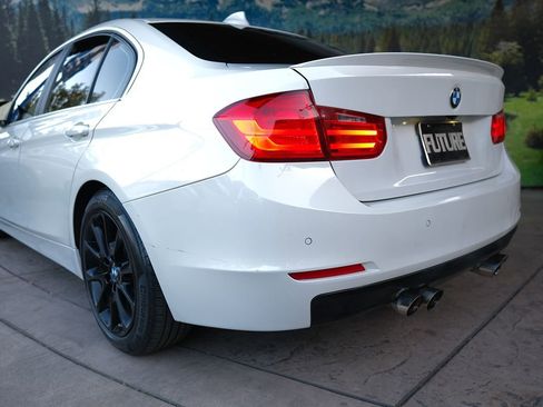 Used 2015 BMW 320i Sedan RWD image 41