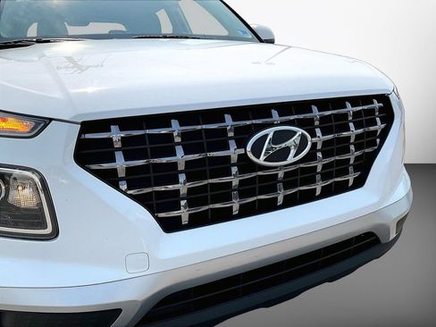 Certified 2023 Hyundai Venue SEL w/ Cargo Package FWD image 29