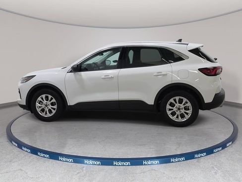 Certified 2023 Ford Escape Active FWD image 9