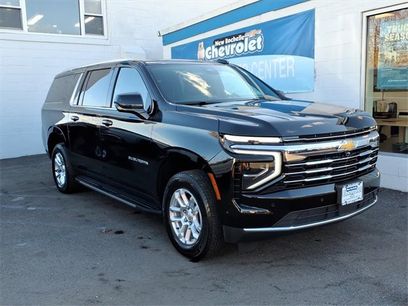 Used 2025 Chevrolet Suburban LT w/ Sun And Tow Package