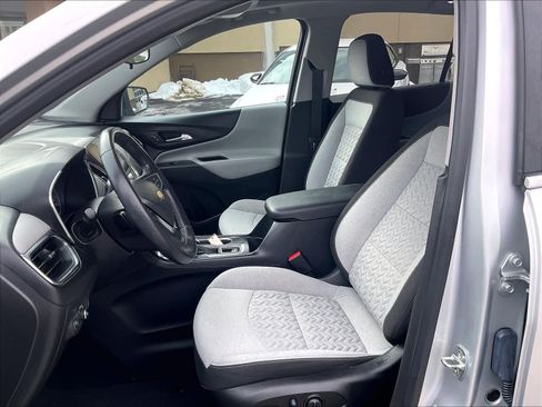 Used 2022 Chevrolet Equinox LT image 10