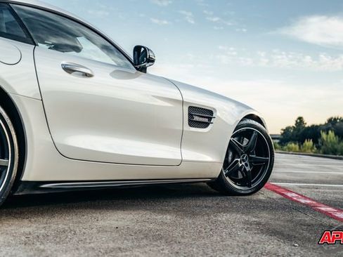 Used 2017 Mercedes-Benz AMG GT Coupe image 26