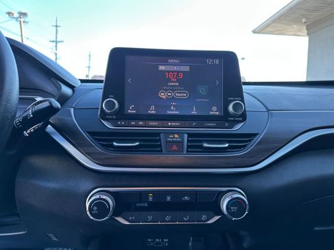 Used 2023 Nissan Altima 2.5 SV image 20