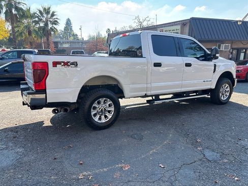 Used 2021 Ford F250 XLT w/ XLT Value Package AWD/4WD image 7