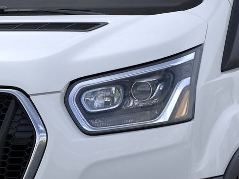 New 2025 Ford Transit 250 Low Roof RWD image 18