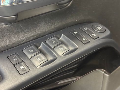 Used 2018 Chevrolet Silverado 1500 LT w/ All Star Edition image 10