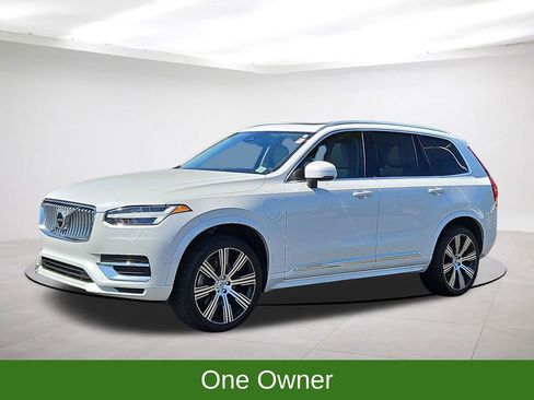 Used 2023 Volvo XC90 T8 Ultimate w/ Protection Package Premier AWD/4WD image 3