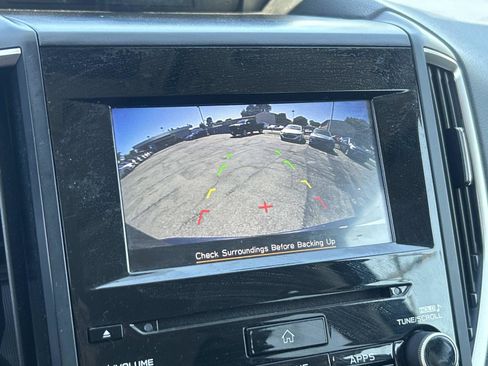 Used 2020 Subaru Forester Premium image 13