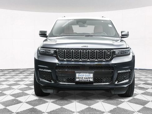 Used 2024 Jeep Grand Cherokee L Summit w/ Advanced Protech Group IV AWD/4WD image 17