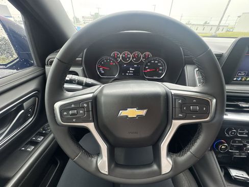 Used 2024 Chevrolet Suburban LS RWD image 14